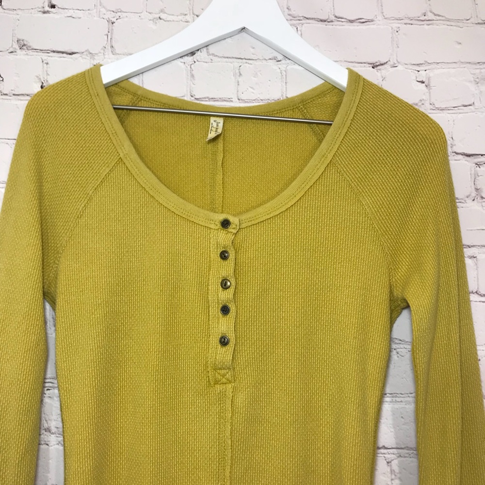 ⚡️SOLD⚡️ Free People Alpine Cuff Henley Thermal - Picture 6 of 8